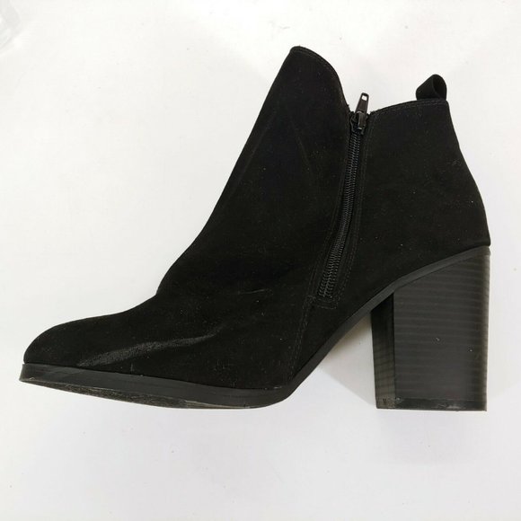 Express Womens Chelsea Faux Suede Ankle Boots 10 Black Almond Toe Zipper - Picture 2 of 10